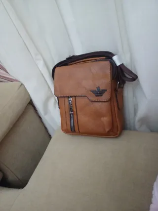 Bolso de hombre marrón