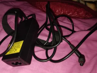 Cargador Toshiba G71C000GX110