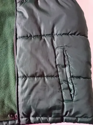 Chaleco acolchado verde