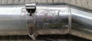 Tubo de escape coche