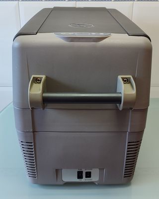 Nevera Portátil Camper Indel B TB41 40L 12V-24V