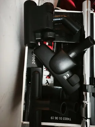 Aspiradora AEG Viva Spin 2000W Roja