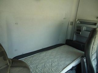 Mercedes ACTROS 2544-CAMIONES GRUA CON GANCHO