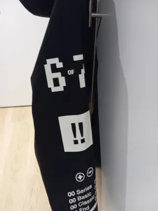 Giacchetta nera per bambini con stampe