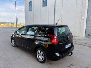 Peugeot 5008 2010