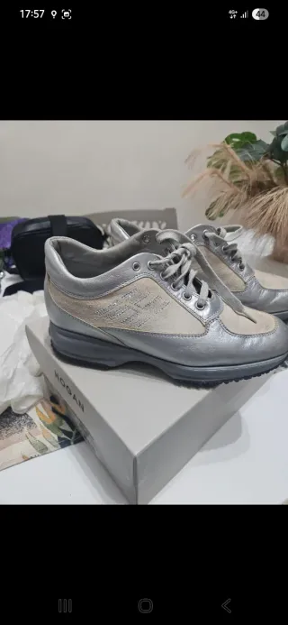 Hogan Scarpe Donna/Uomo Grigie