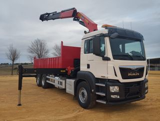 MAN TGM 33 440-CAMIONES GRUA