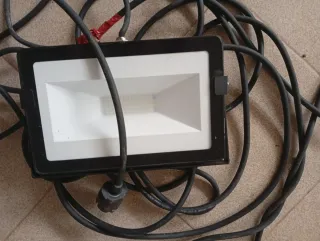 Foco LED 50w + alargadera de 10 metros