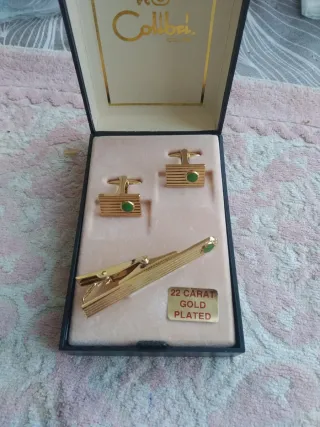 Conjunto Abotoaduras e Prendedor Gravata Dourado C