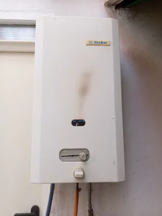 Calentador Butano 11L Neckar