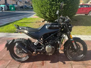 Husqvarna Svartpilen 401