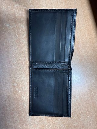 Cartera Guess Cuero Negro Logo