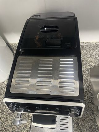Cafetera DeLonghi Autentica Automática