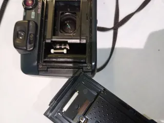 Cámara Pentax Espio 115 con funda