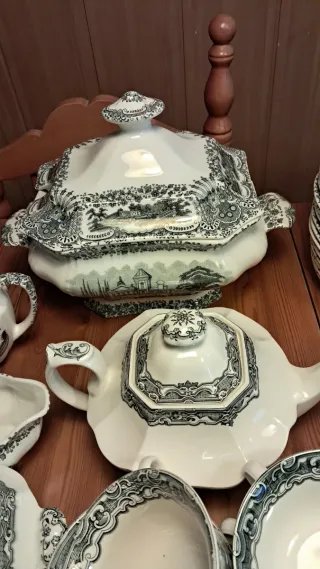 Vajilla La Cartuja de Sevilla Completa