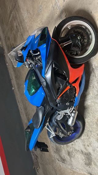 Suzuki GSXR 600 K6-K7