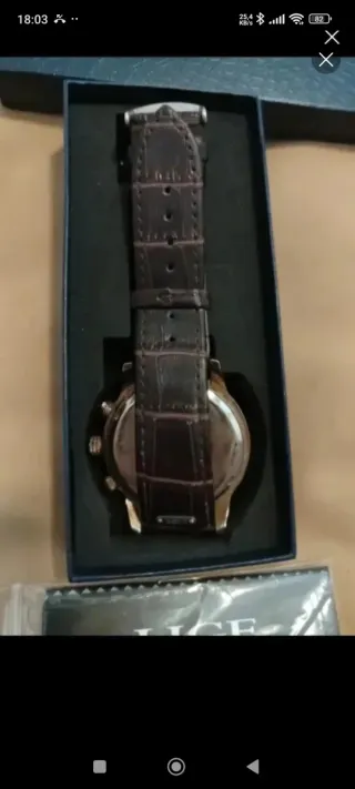 Reloj LIGE SIN ESTRENAR pulsera cuero