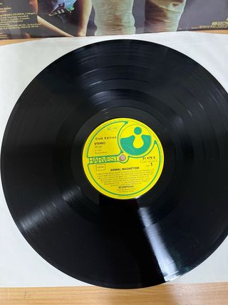 LP VINILO SCORPIONS “ ANIMAL MAGNETISM “