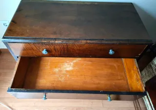 Cómoda antigua de nogal - Siglo XIX