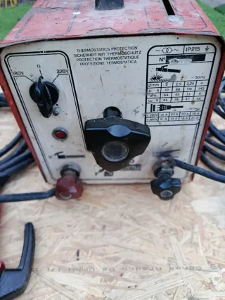 Soldador Eléctrico Rojo