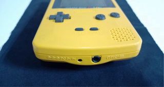 Consola Game Boy Color Amarilla