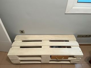 Mesa de palets con ruedas