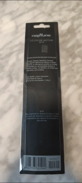 Reloj Neptune Negro y Dorado