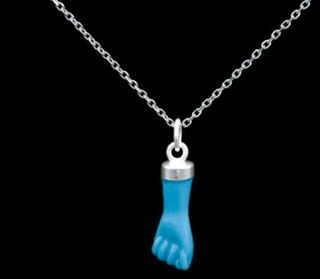 Cadena plata y colgante higa azul
