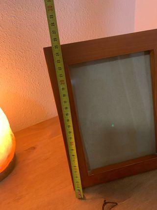 Marco de fotos de madera marrón