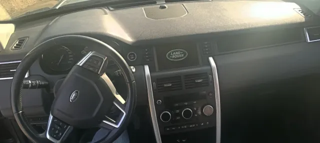 Land Rover Discovery Sport 2015