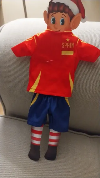 traje fútbol España del elfo