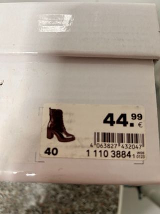 Botines charol negros tacón