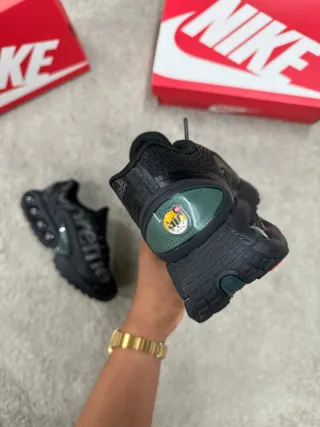 Zapatillas Nike Air Max Tn Negras y Verdes