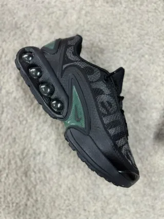 Zapatillas Nike Air Max Tn Negras y Verdes