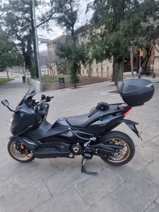 Yamaha T-Max Tech Max 560 2022