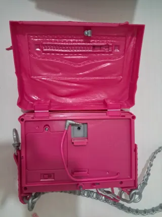 Bolso rosa interactivo con LED