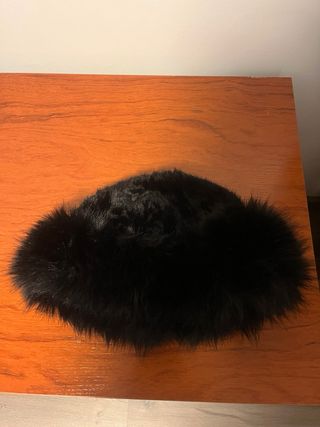 Gorro de pelo estilo ruso color negro