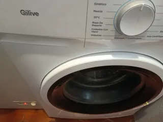 Lavadora Qilive 7-8 kg 4 años de antigüedad