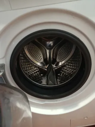 Lavadora Qilive 7-8 kg 4 años de antigüedad