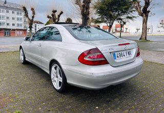 Mercedes-Benz  CLK 2005