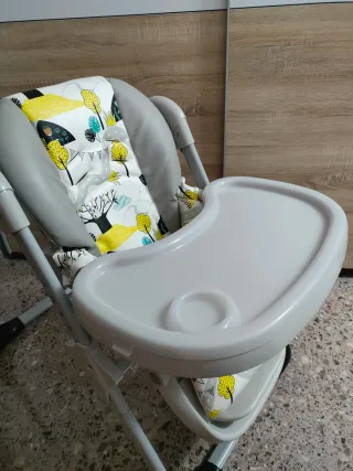 Trona Kinderkraft TASTEE Evolutiva Plegable Verde