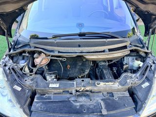 Peugeot 807 2.0 HDI 136 cv 2012