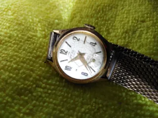 Reloj Oscar Automático Dorado