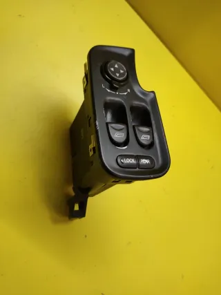 BOTONERA ELEVALUNAS ELECTRICOS ALFA 147