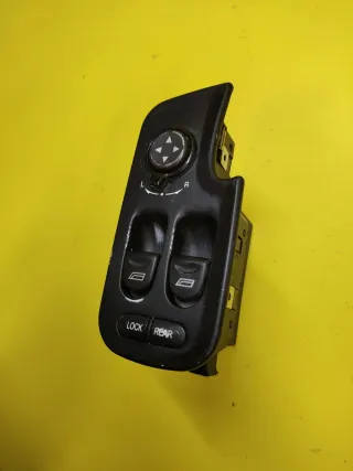 BOTONERA ELEVALUNAS ELECTRICOS ALFA 147