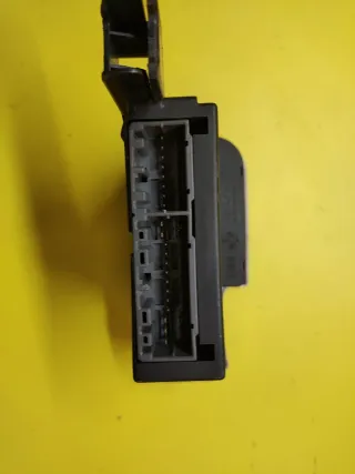 BOTONERA ELEVALUNAS ELECTRICOS ALFA 147