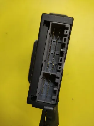 BOTONERA ELEVALUNAS ELECTRICOS ALFA 147