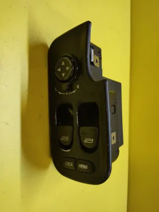 BOTONERA ELEVALUNAS ELECTRICOS ALFA 147