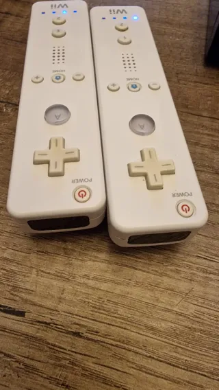 2 Mandos Wii Nintendo