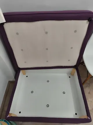 Reposapiés KIVIK morado